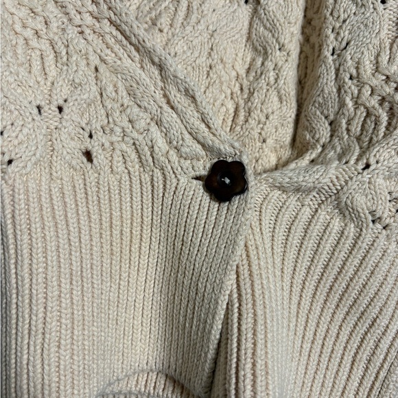 Free People Bonfire Cream Chunky V-Neck Cardigan Sweater with Balloon Sleeves. - Picture 6 of 14